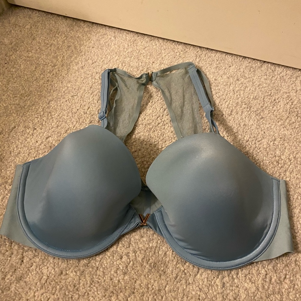VS front-clasp, racer back bra